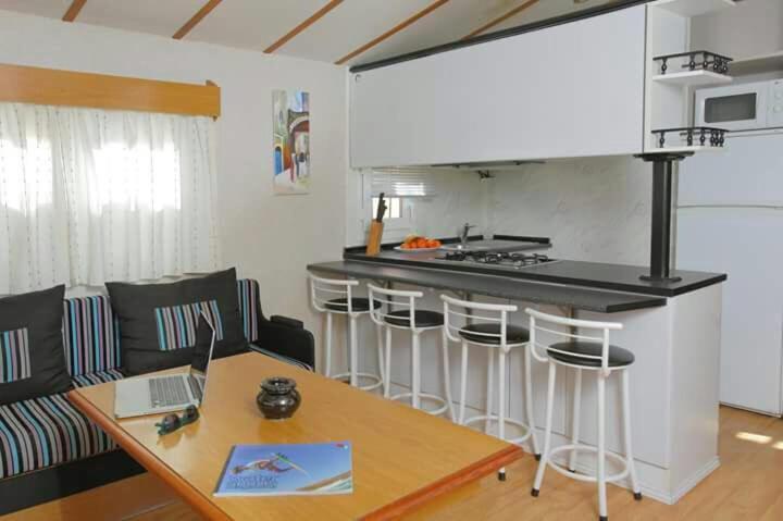 Kitecamp Tarifa Apartment Bagian luar foto